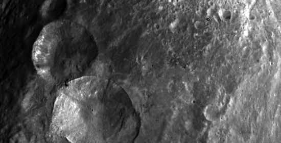 asteroid-vesta-snowman-craters